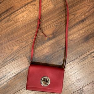 Late spade crossbody